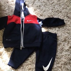 Nike Sweatsuit